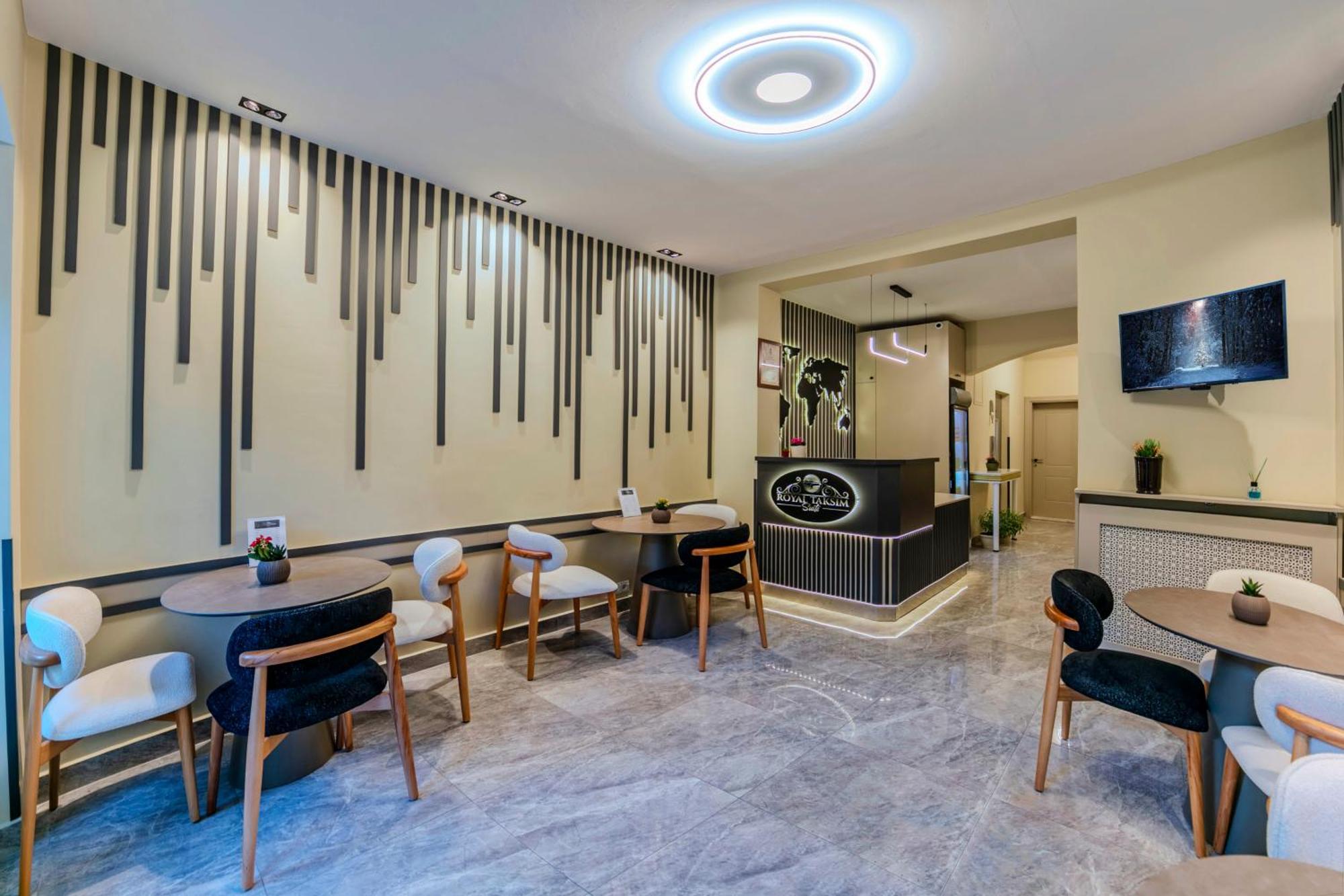 Royal Taksim Suites Istanbul Exterior photo