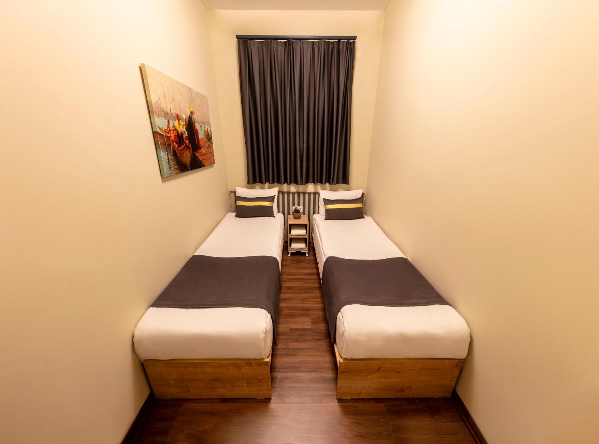 Royal Taksim Suites Istanbul Exterior photo