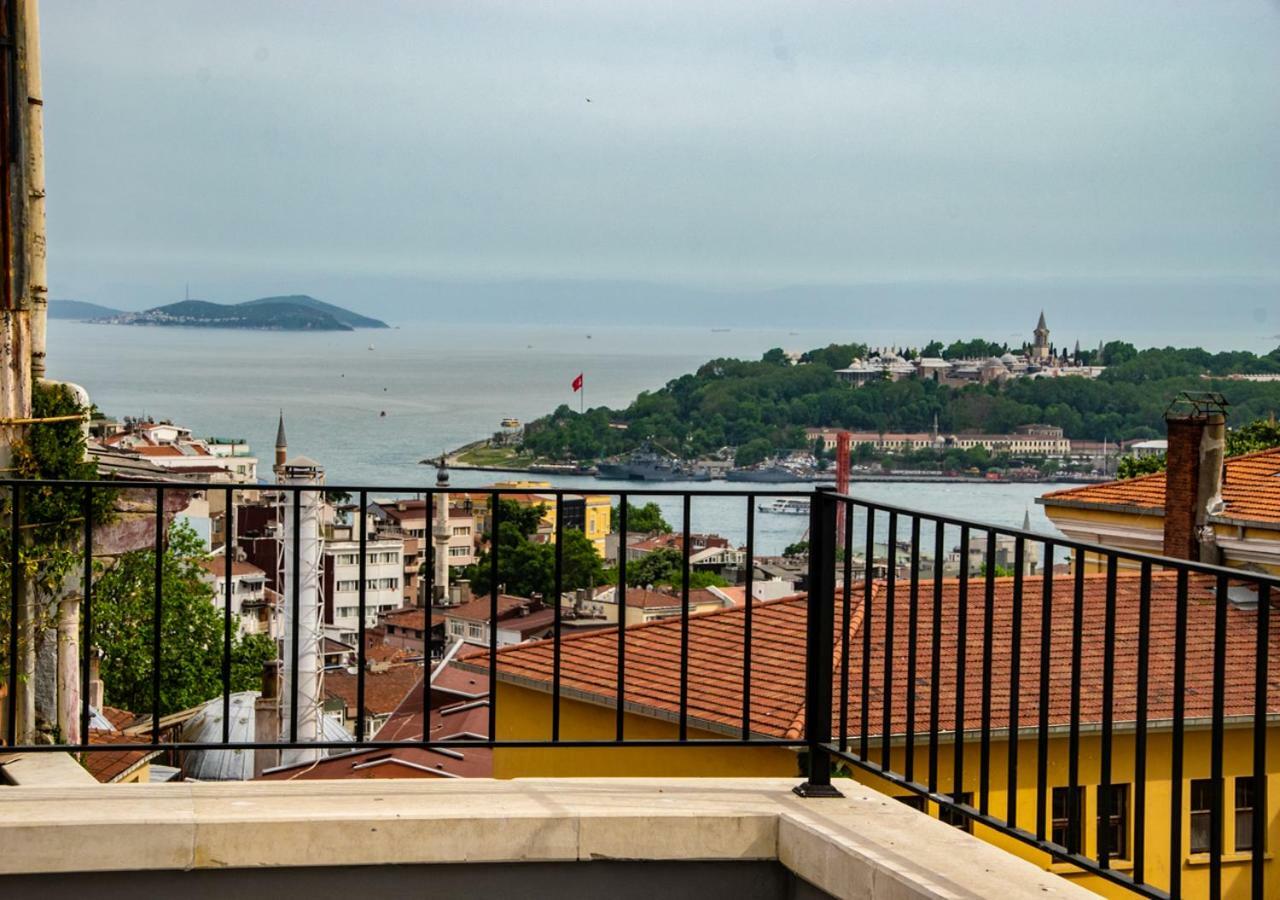 Royal Taksim Suites Istanbul Exterior photo