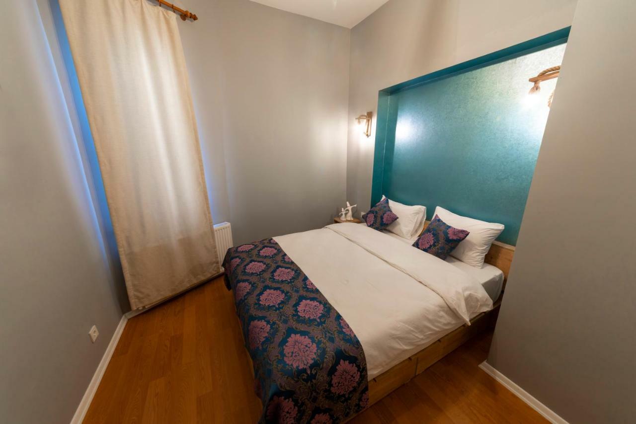 Royal Taksim Suites Istanbul Exterior photo