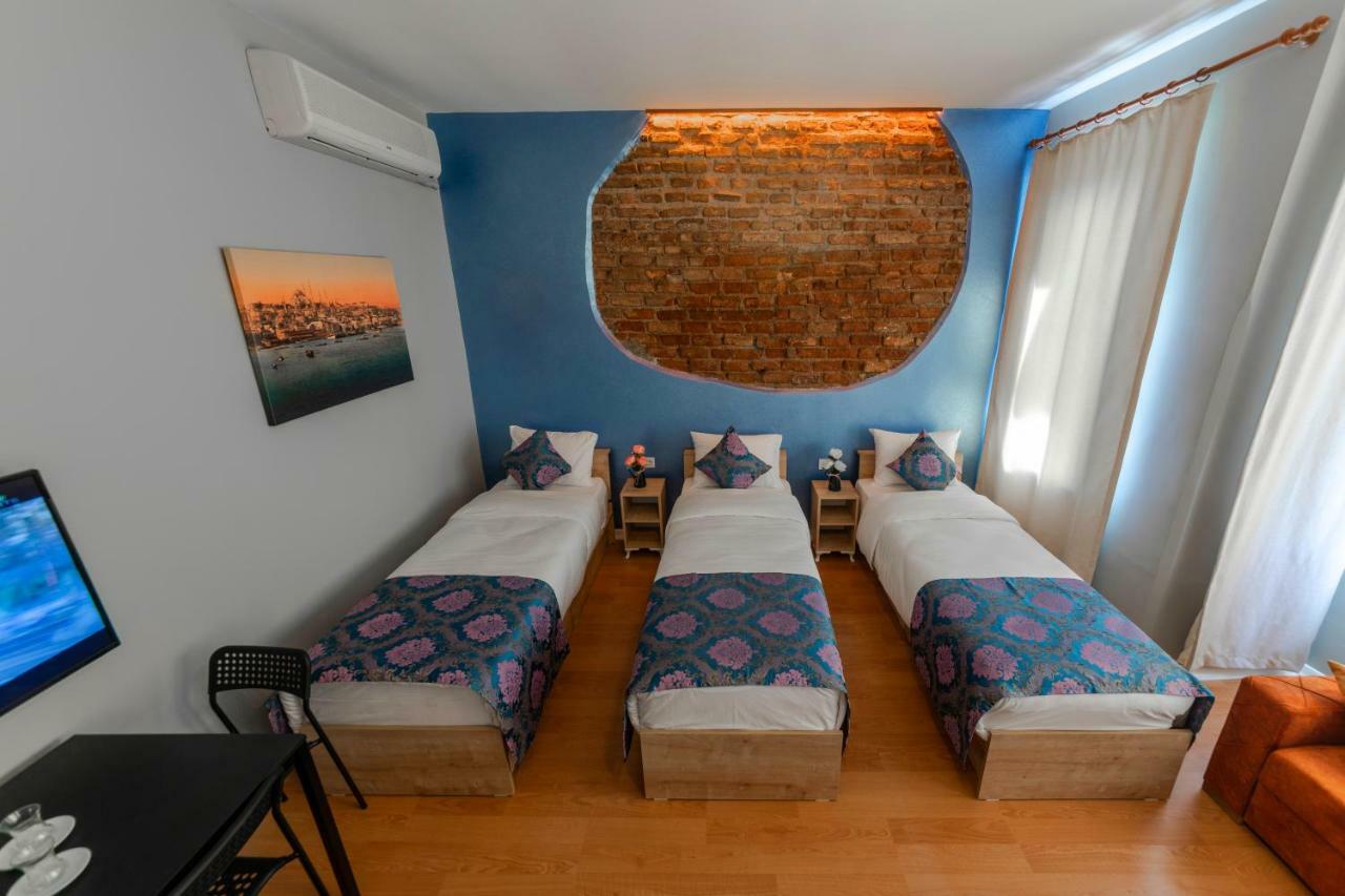 Royal Taksim Suites Istanbul Exterior photo