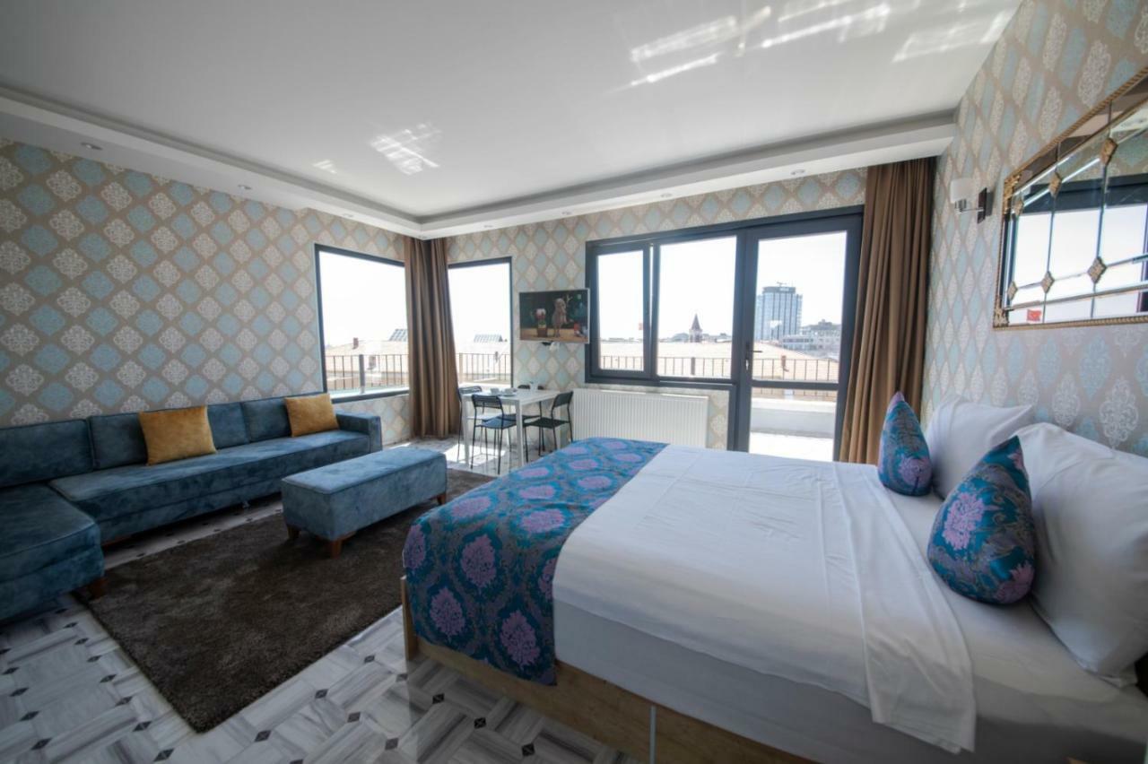 Royal Taksim Suites Istanbul Exterior photo